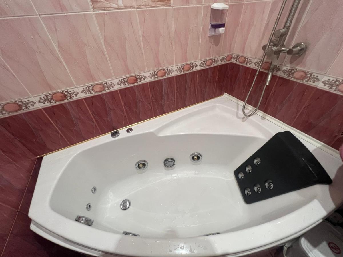 Apartament Afganskii Park Apartment Chisinau Bagian luar foto